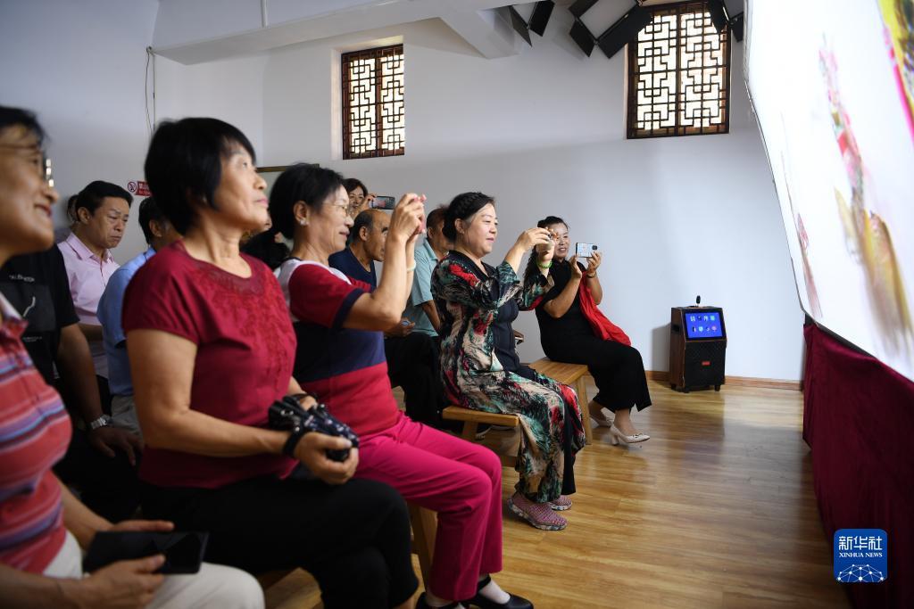青鹏棋牌官网
